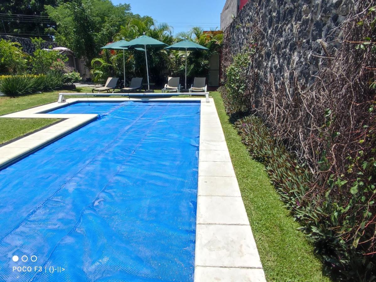Villas De Brisas Куэрнавака Экстерьер фото